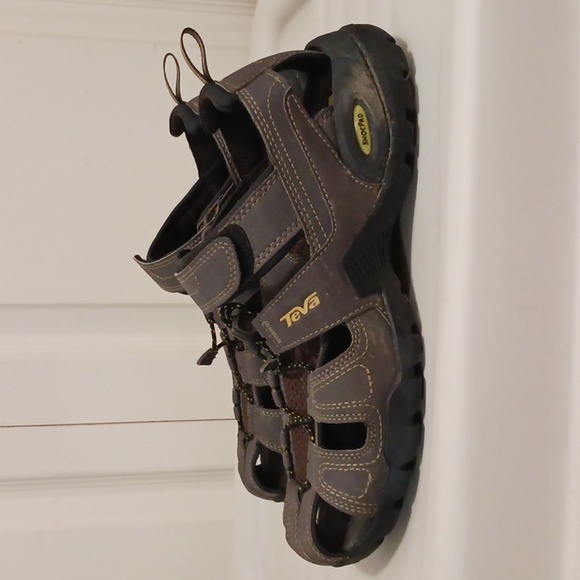 Teva "Forebay" leather sandals - 8 - brown gray - Picture 6 of 11